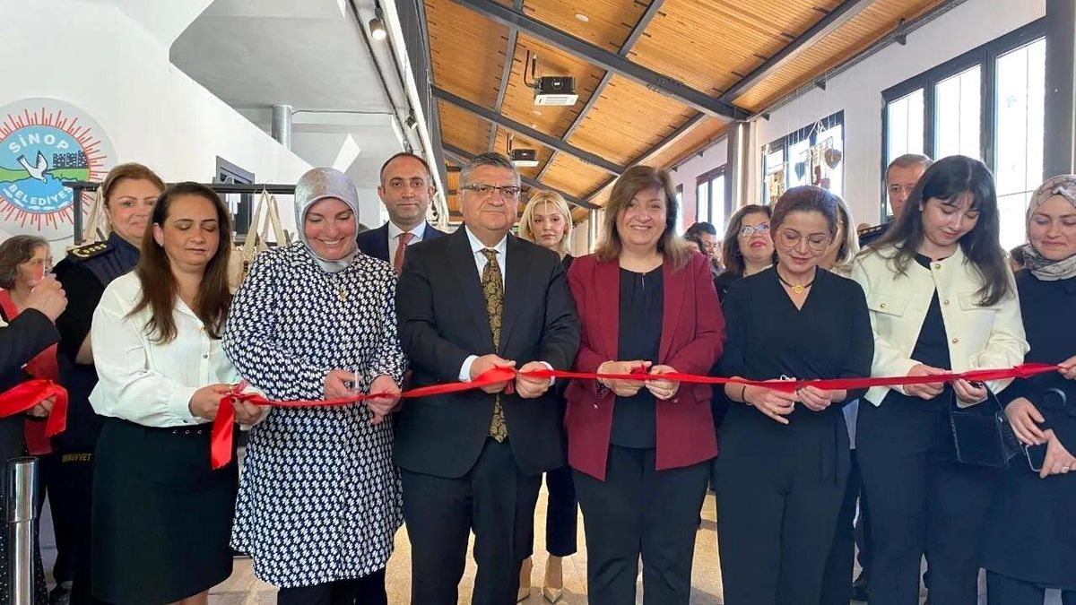 Sinop'ta yıl sonu sergisi