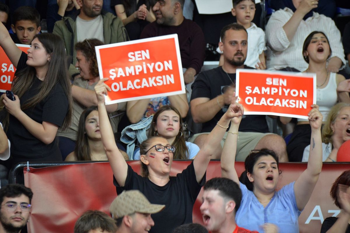 Turgutlu Belediyespor, Halkbank Kadınlar Basketbol Süper Ligi'ne yükseldi