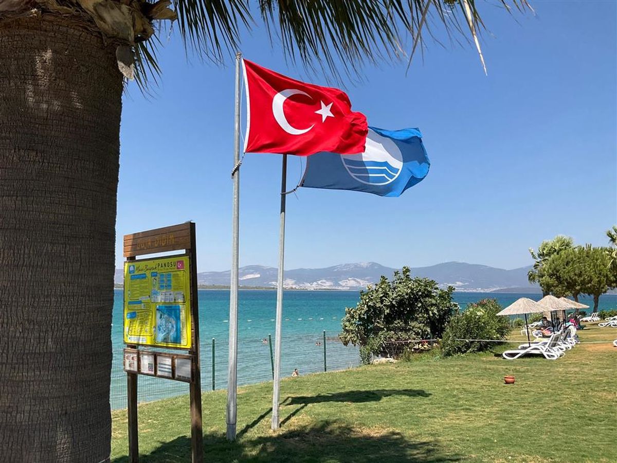 Türkiye'nin mavi bayraklı plaj sayısı 580'e yükseldi