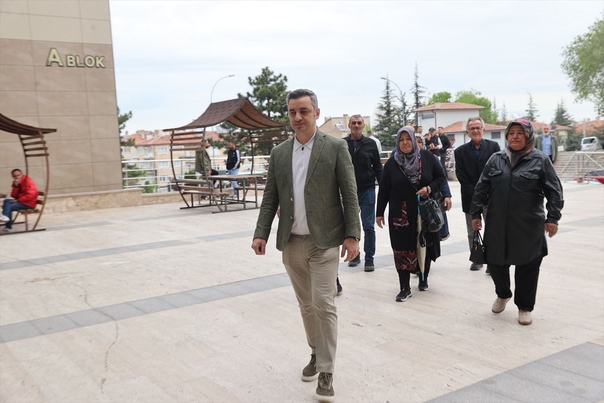 Ürgüp'te 10 yıl sonra aydınlatılan cinayetle ilgili maktul yakınları adliye önünde açıklama yaptı