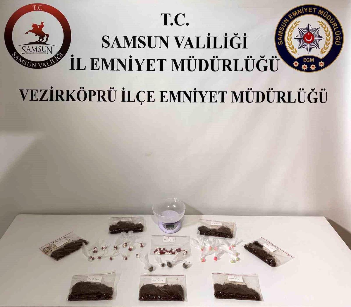 Zehir tacirine narkotik darbesi