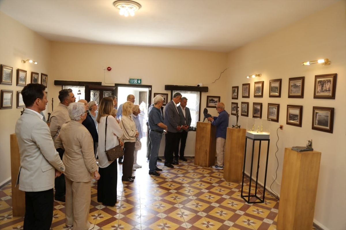 Edremit'te Müzeler Haftası'na özel heykel sergisi