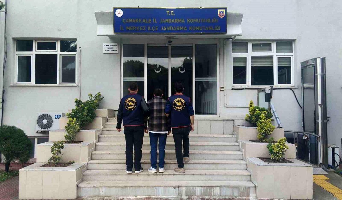 Çanakkale'de çeşit suçlardan aranması olan 10 şüpheli tutuklandı