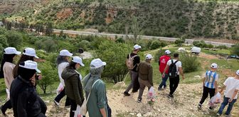 Çemişgezek'te öğrenciler tarihi ve doğal güzellikleri gezdi
