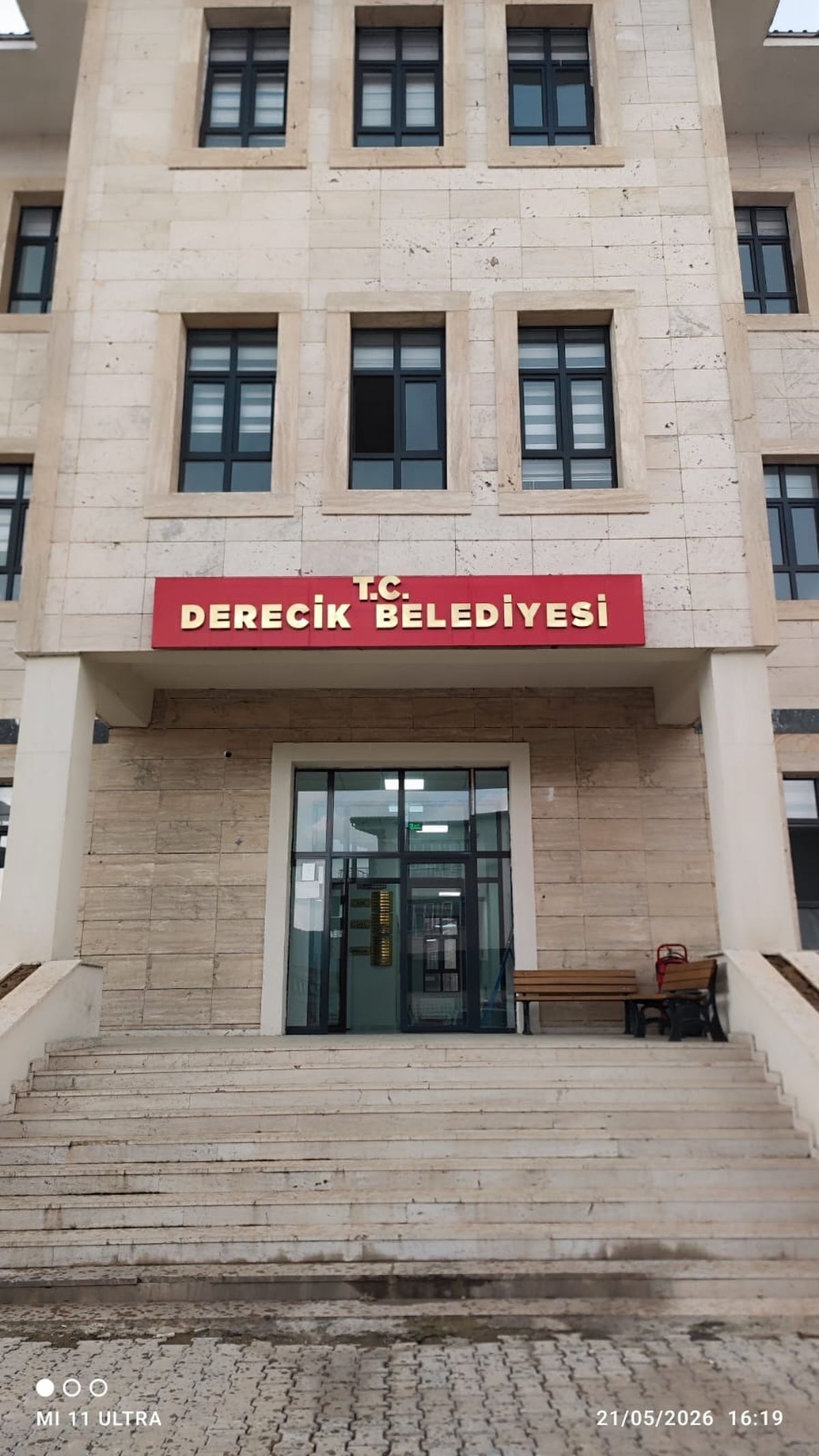 Derecik Belediyesi'nin yeni başkan vekili Rahim Can oldu