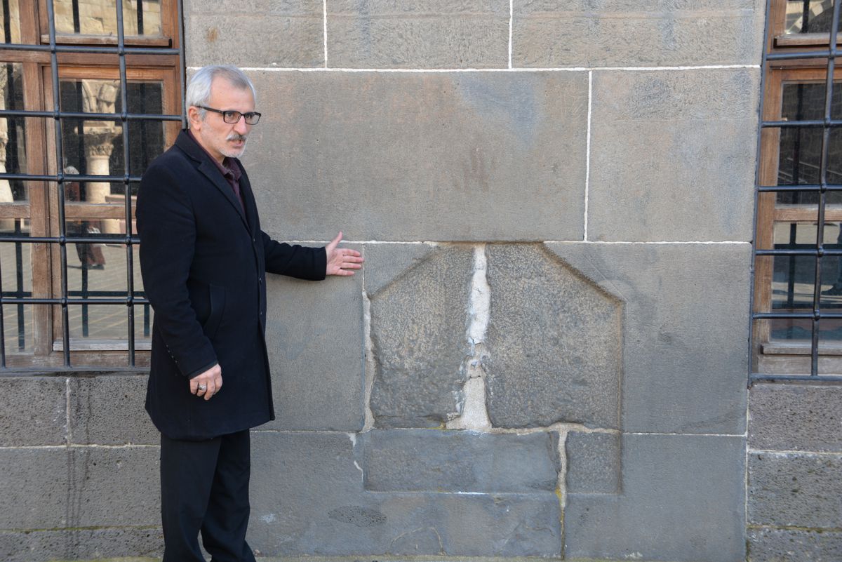 Diyarbakır Ulucami'de Kayıp Kitabeler Gün Işığına Çıktı