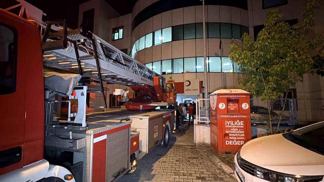 Düzce'de huzurevinde yangın: 54 kişi tahliye edildi