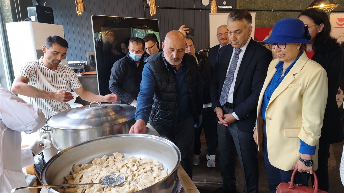 Karabük'te Türk Mutfağı Haftası'nda yöresel lezzetler tanıtıldı