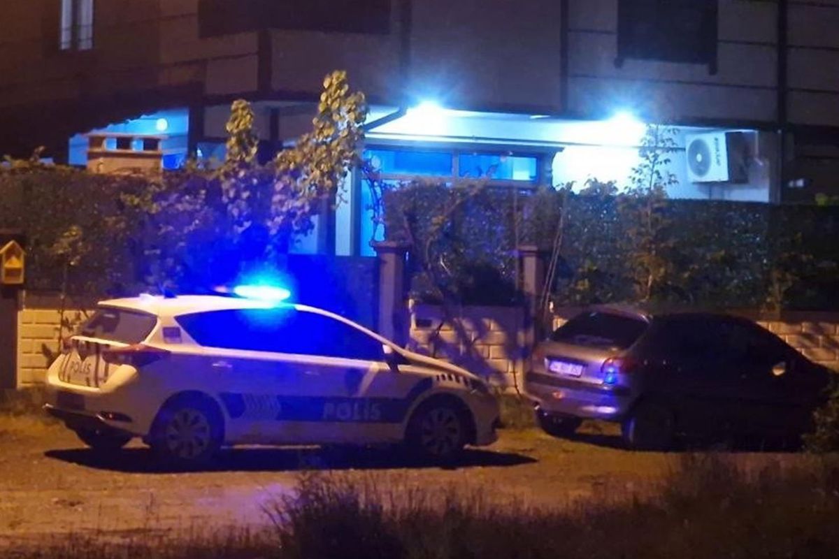 Sakarya'da karısını bıçaklayarak öldüren kişi intihar etti