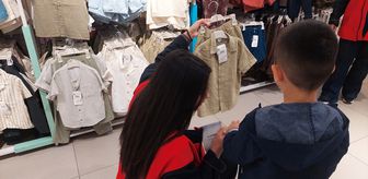 Konya'da 1.086 öksüz ve yetim çocuğa giyim yardımı yapıldı