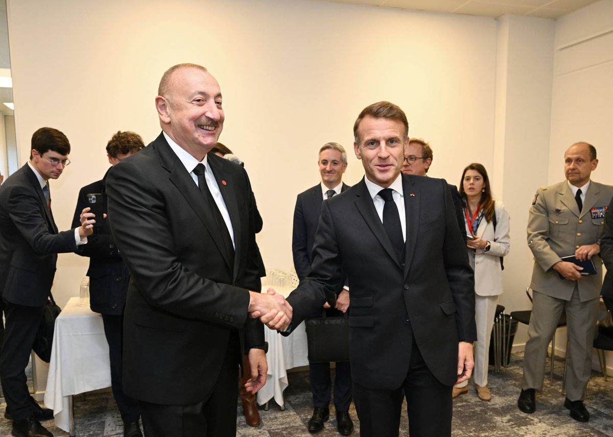 Macron ve Aliyev'den kritik telefon görüşmesi