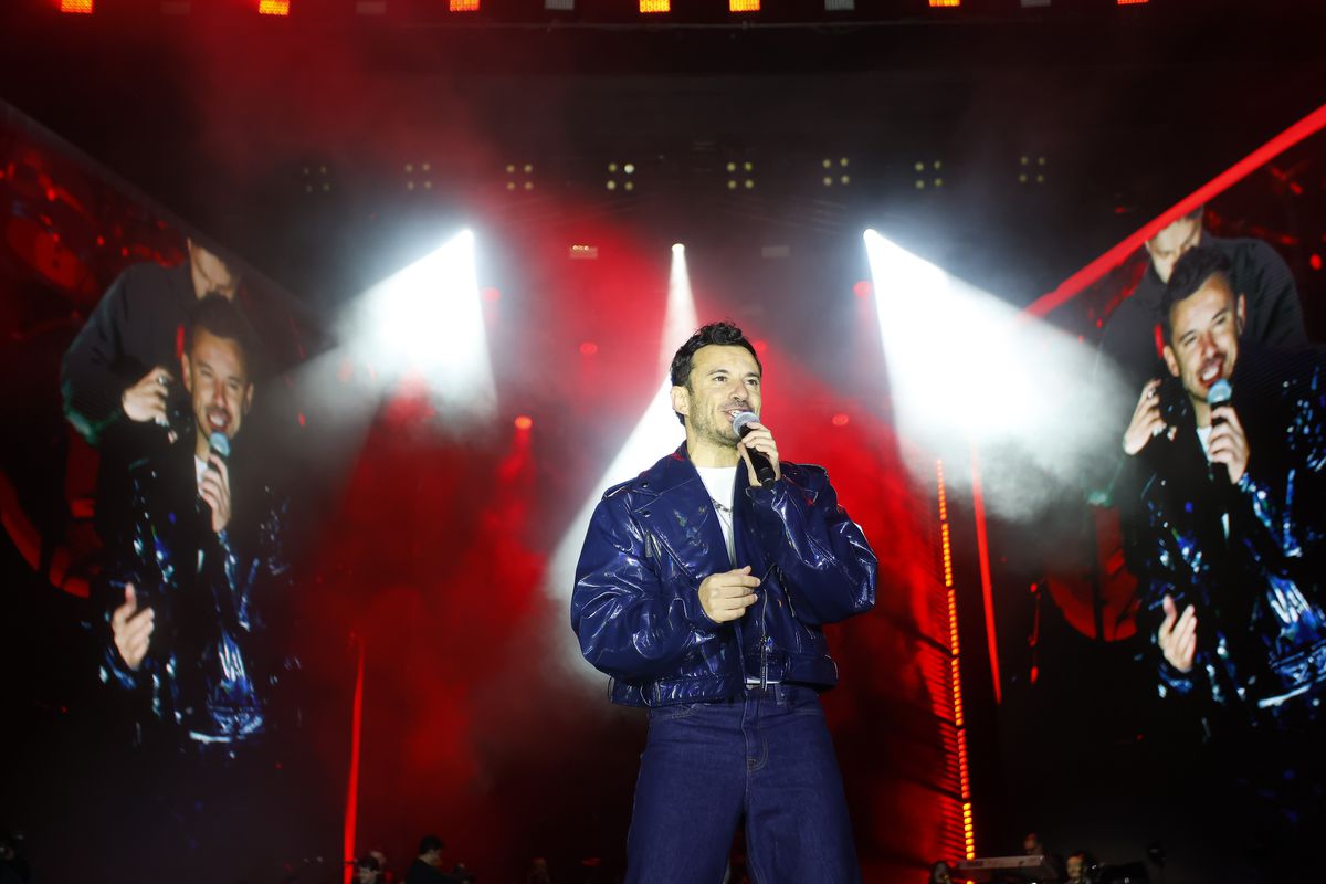 Buray, Eskişehir Kültür Yolu Festivali'nde Binlere Unutulmaz Bir Gece Yaşattı