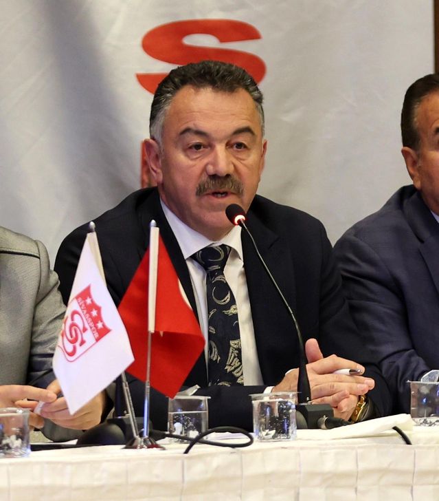 Sivasspor Divan Başkanı Ali Yavuz'dan camiaya birlik çağrısı