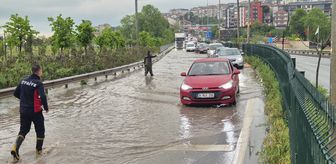 Su altında kalan Zonguldak-Alaplı çevre yolunda ulaşım aksadı