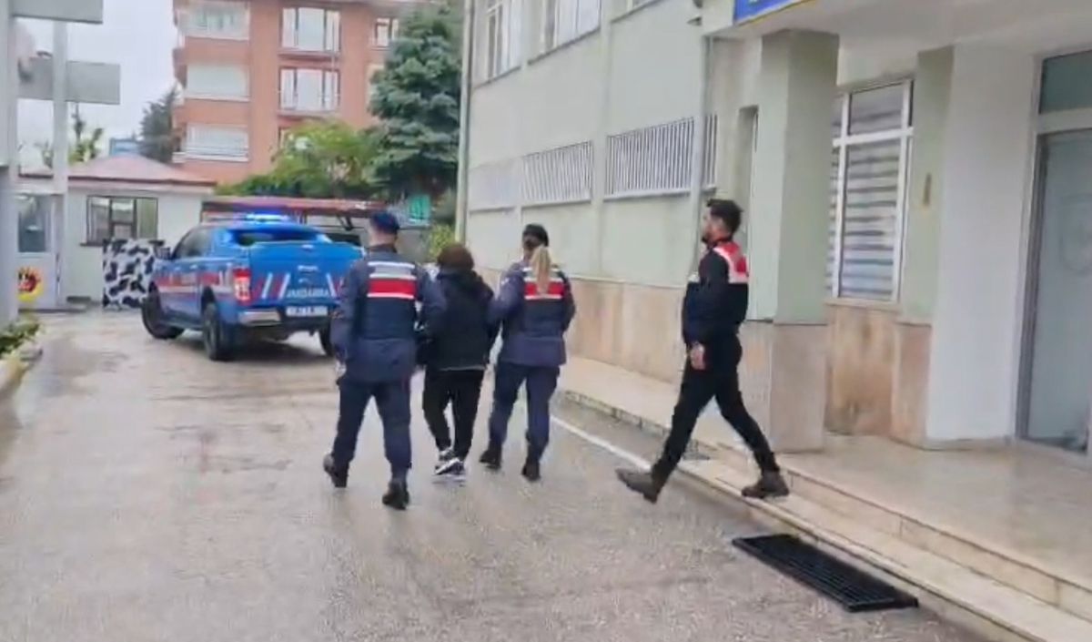 Tokat'ta 34 yıldır aranan terör örgütü üyesi kadın İstanbul'da yakalandı