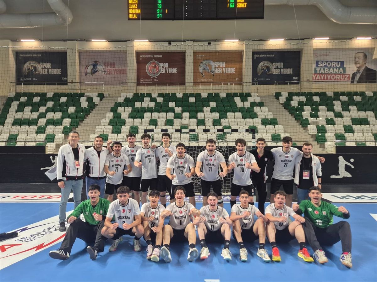 Yeşilay Genç Erkekler Hentbol Türkiye Şampiyonası'nda Beşiktaş ile Spor Toto karşılaşacak
