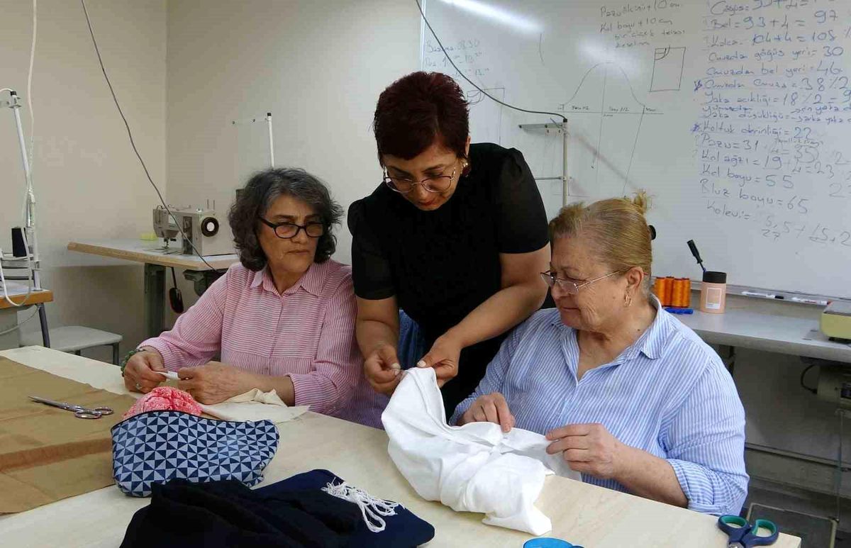 20 yıllık azim öğretmenliğe kavuşturdu: 20'nci kez girdiği KPSS ile hayaline ulaştı