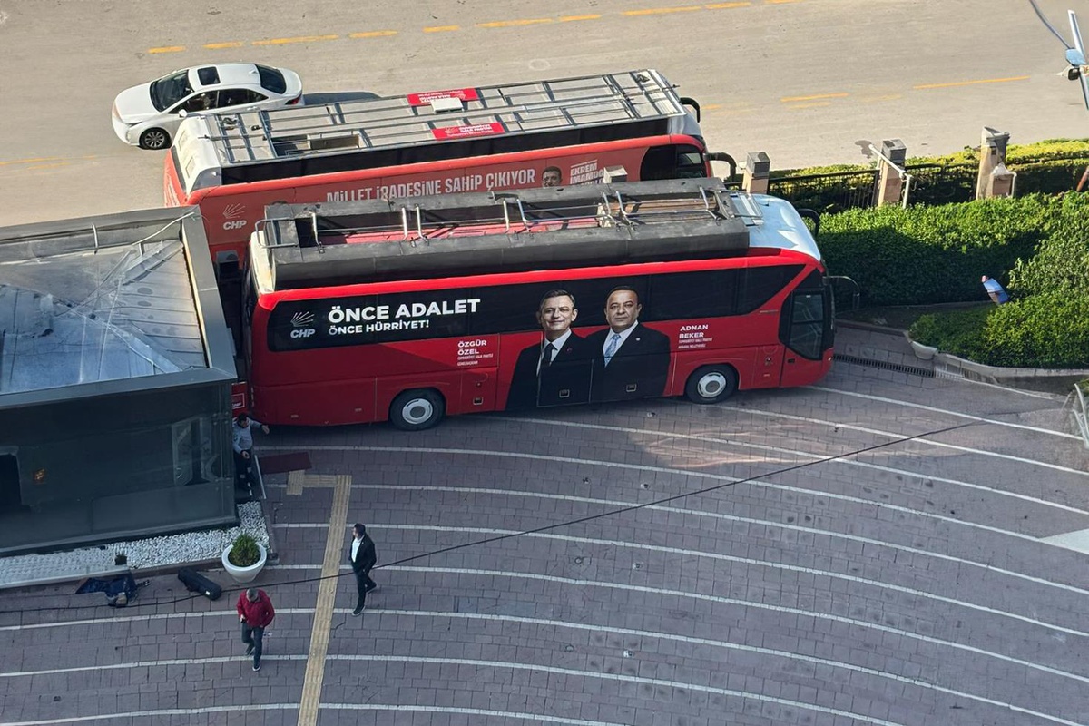 CHP Genel Merkezi'nde tarihe geçen fotoğraf
