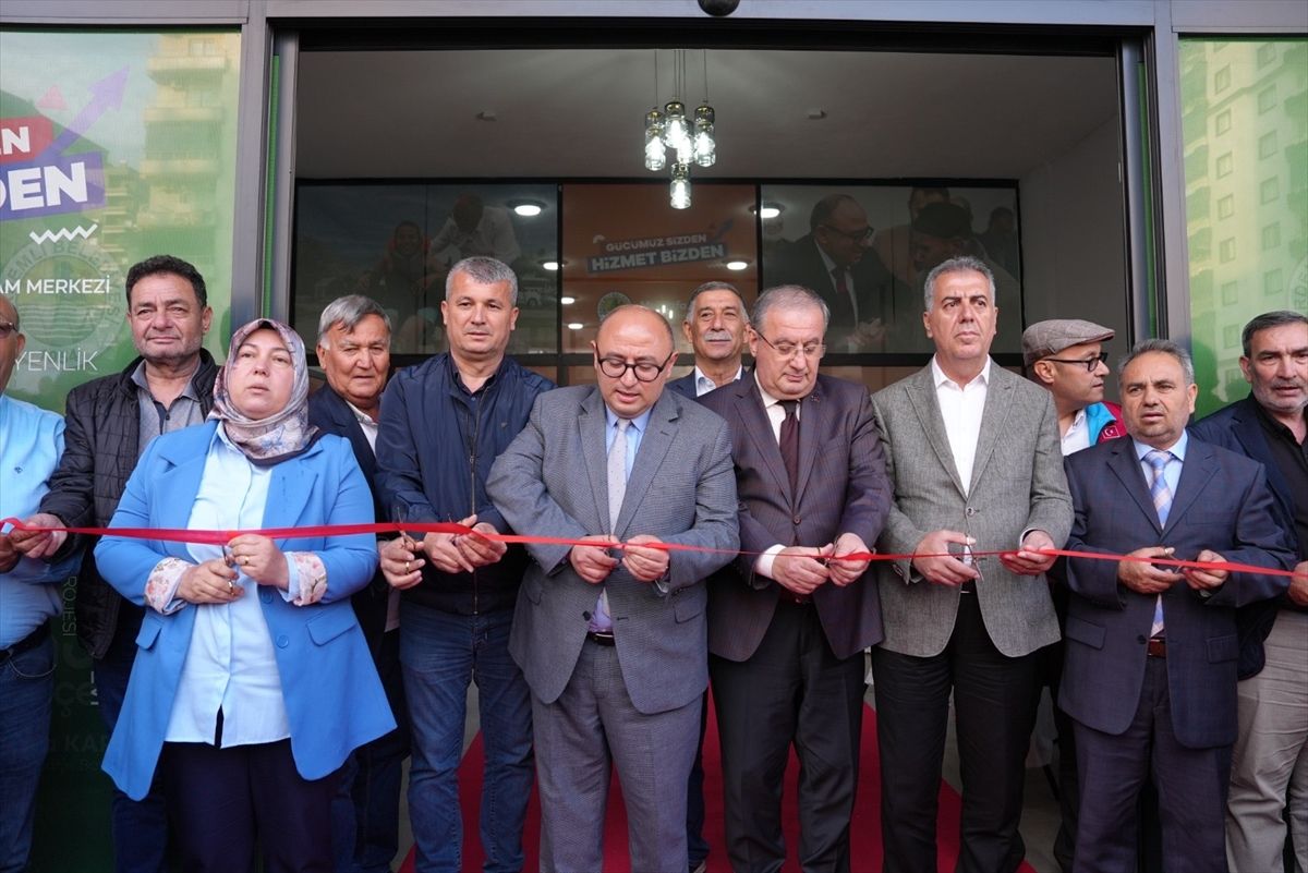 Erdemli'de Sosyal Yardım Başvuru Merkezi yeni hizmet binası açıldı