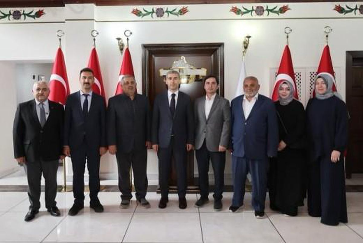 İHH Afyonkarahisar heyetinden Vali Dr. Naci Aktaş’a ziyaret
