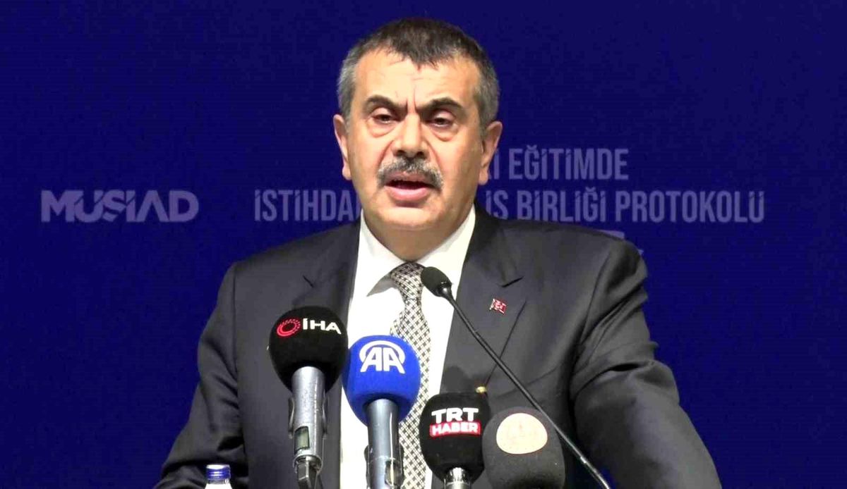 Milli Eğitim Bakanı Yusuf Tekin: 'İş sağlığı ve güvenliği bizim kırmızı çizgimizdir''