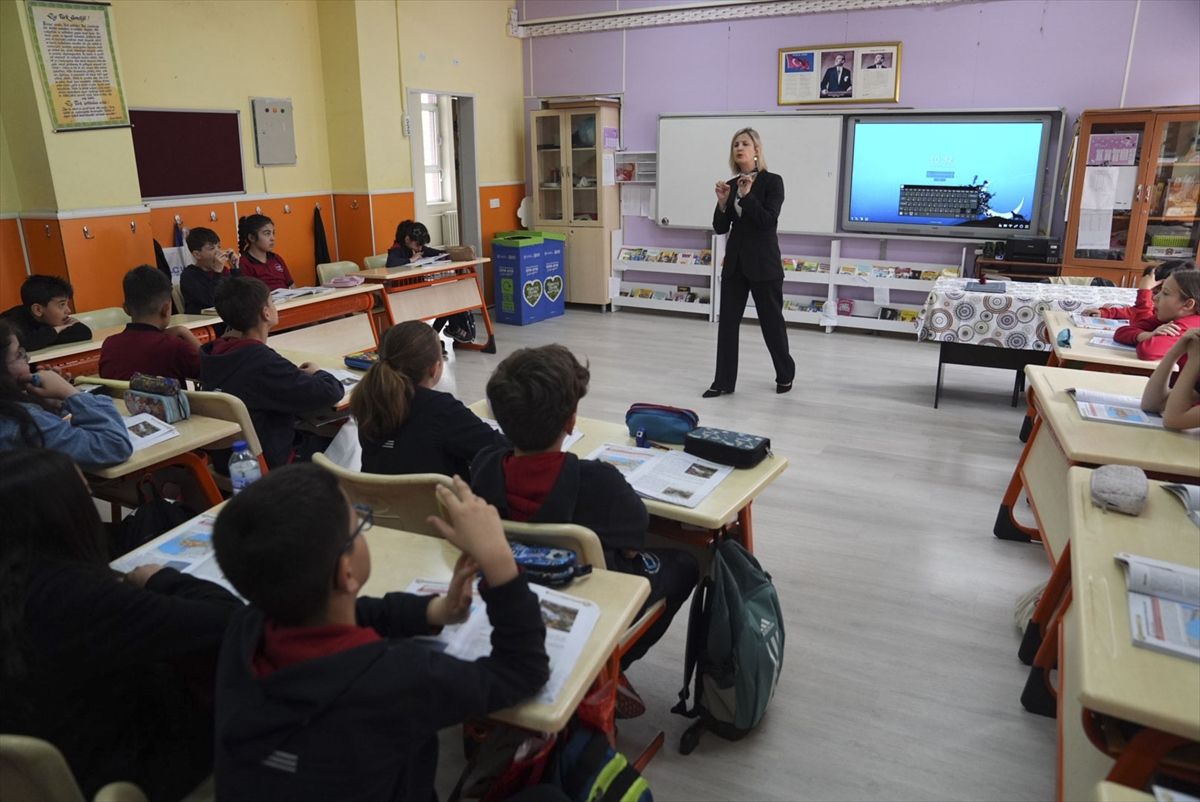 Minik Eylül Güneş'in adı Hatay'daki sanat atölyesinde yaşayacak