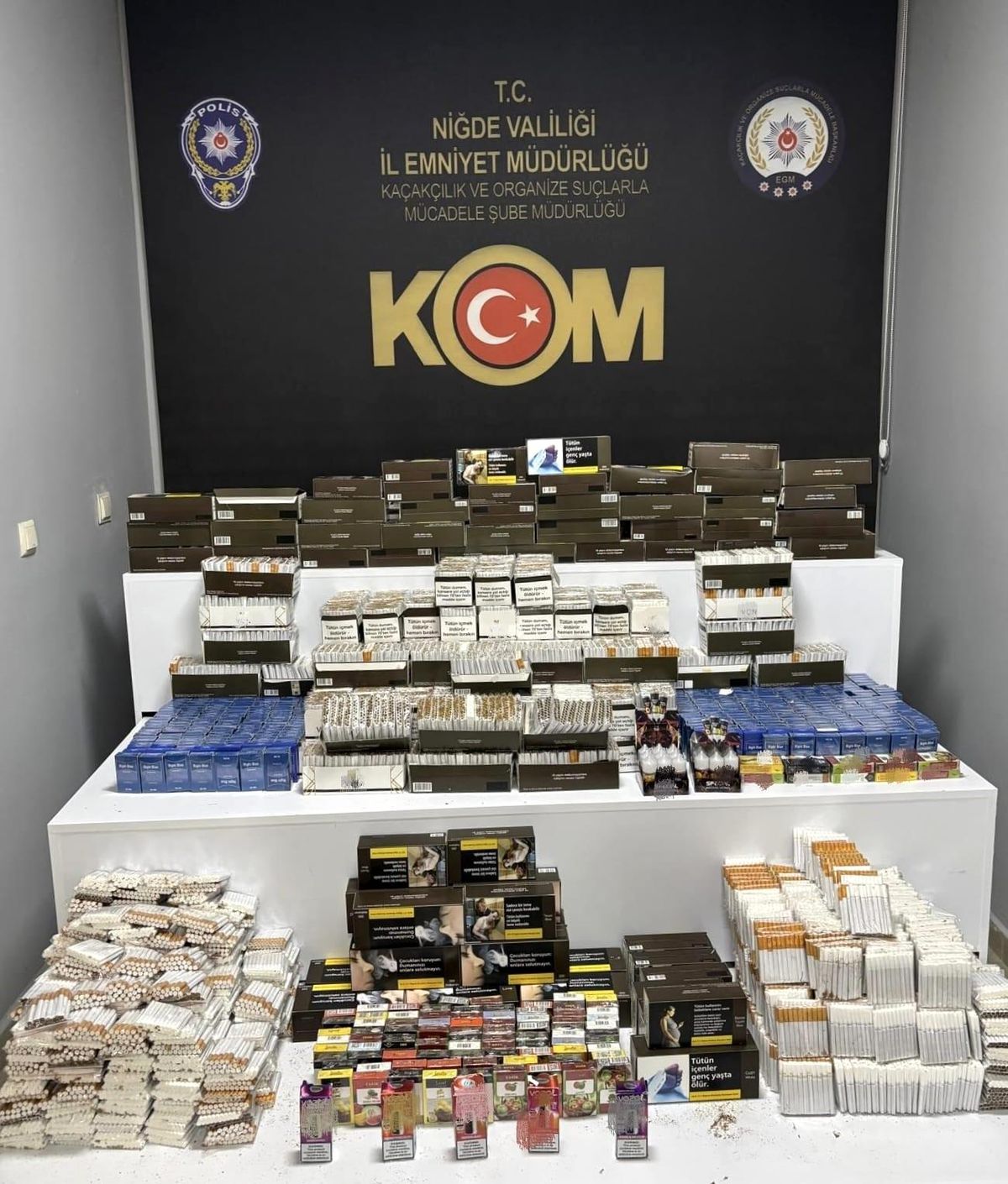 Niğde'de kaçak tütün operasyonu: 9 şüpheli yakalandı