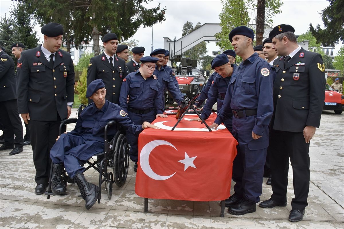 Ordu'da engelli gençler bir günlük temsili askerlik yaptı