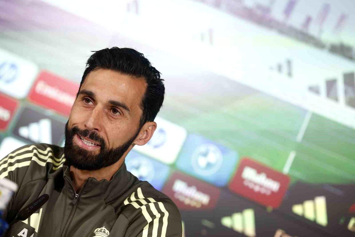 Real Madrid Teknik Direktörü Alvaro Arbeloa görevini bırakacağını açıkladı