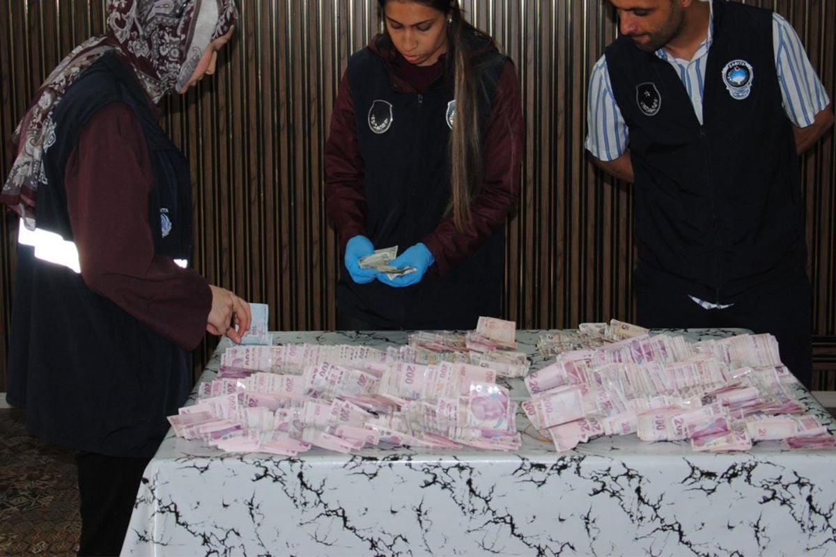 Şanlıurfa'da dilencinin üzerinden 117 bin TL çıktı