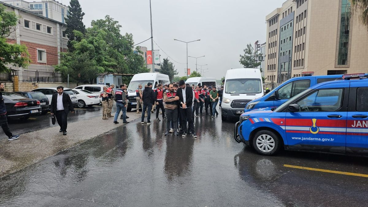Şanlıurfa merkezli 7 ilde 'sahte rapor' operasyonunda 38 tutuklama