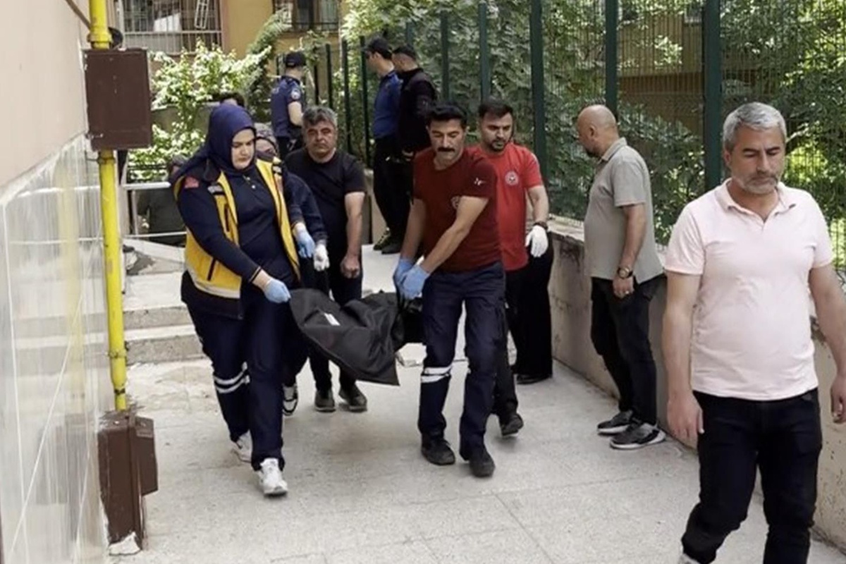 Temizlik yaparken 5'inci kattan düşen kadın öldü