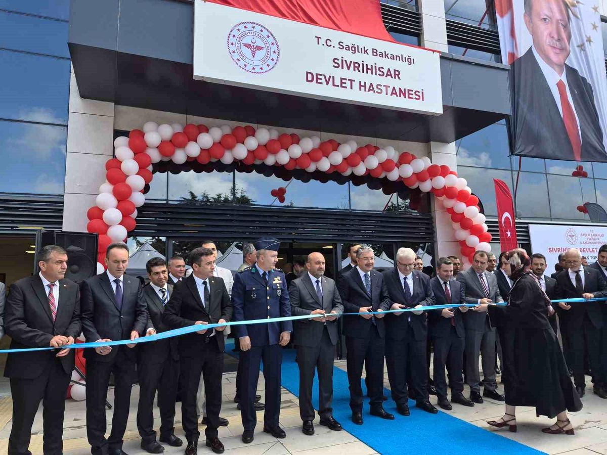 Eskişehir Sivrihisar Devlet Hastanesi törenle hizmete açıldı
