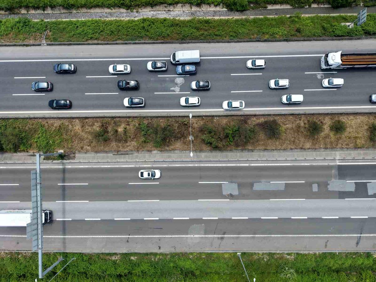 TEM Otoyolu'nun Düzce geçişinde bayram tatili yoğunluğu başladı