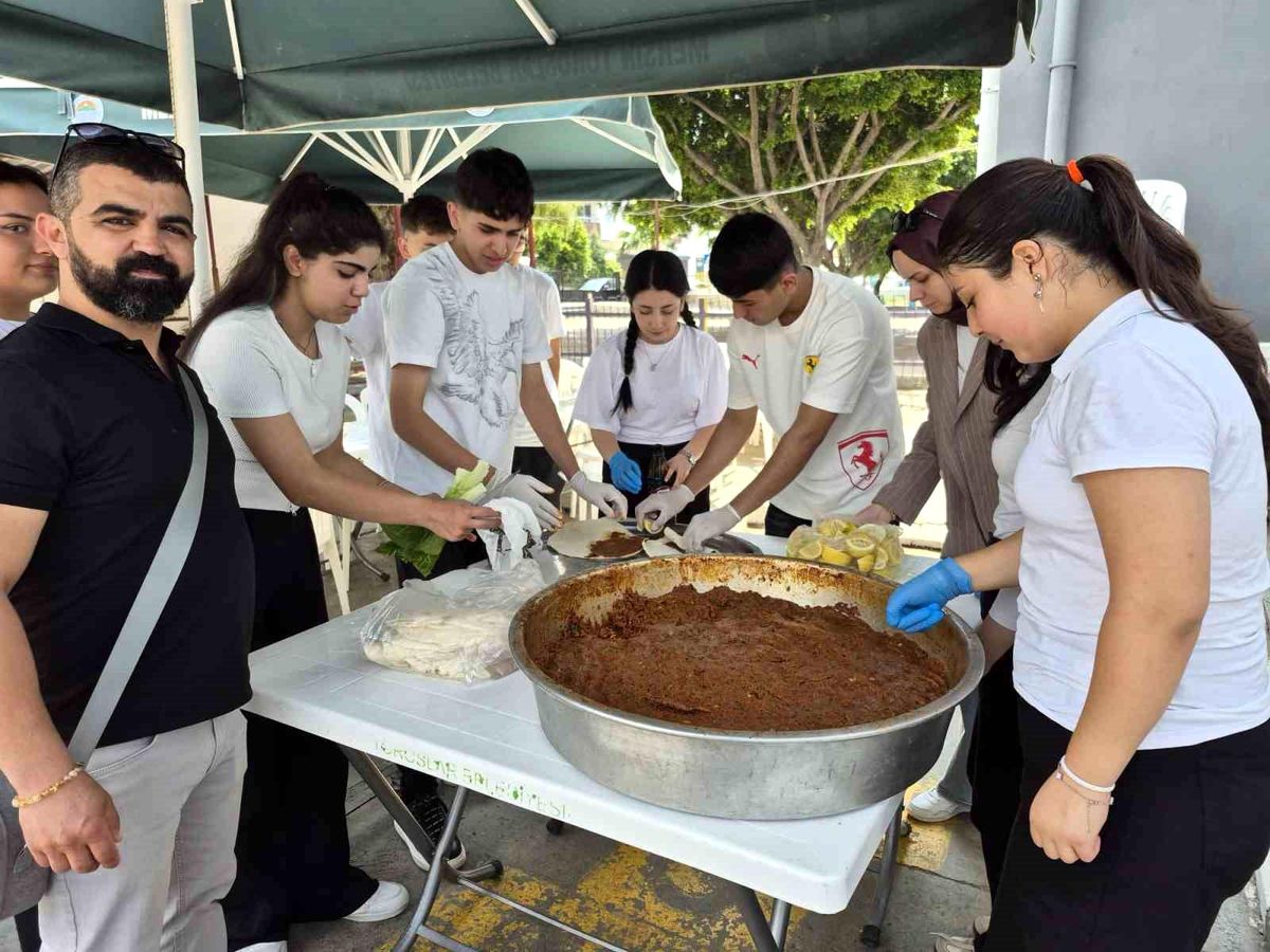 Toroslar MESEM'den okul bahçesinde lezzet şöleni