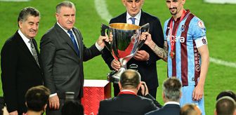 Polemik yaratan görüntü! Trabzonspor'a şampiyonluk kupasını İbrahim Hacıosmanoğlu verdi