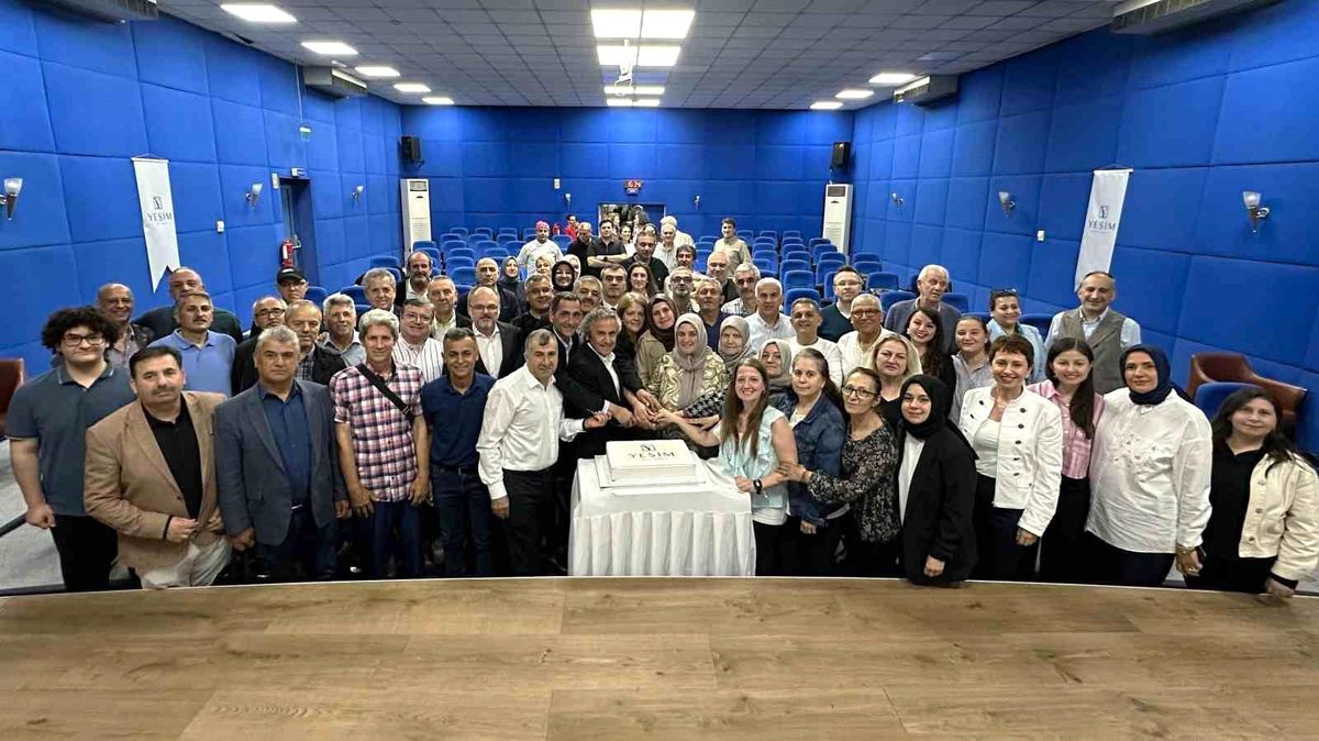 Yeşim'de emekler onurlandırıldı