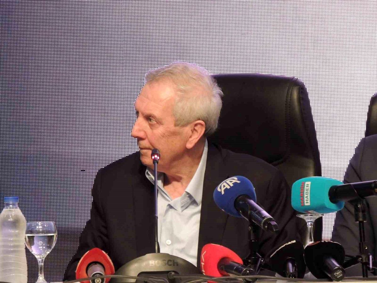 Aziz Yıldırım: 'Taraftarımızla aramızdaki o sarsılmaz bağı yeniden inşa etmemiz lazım'