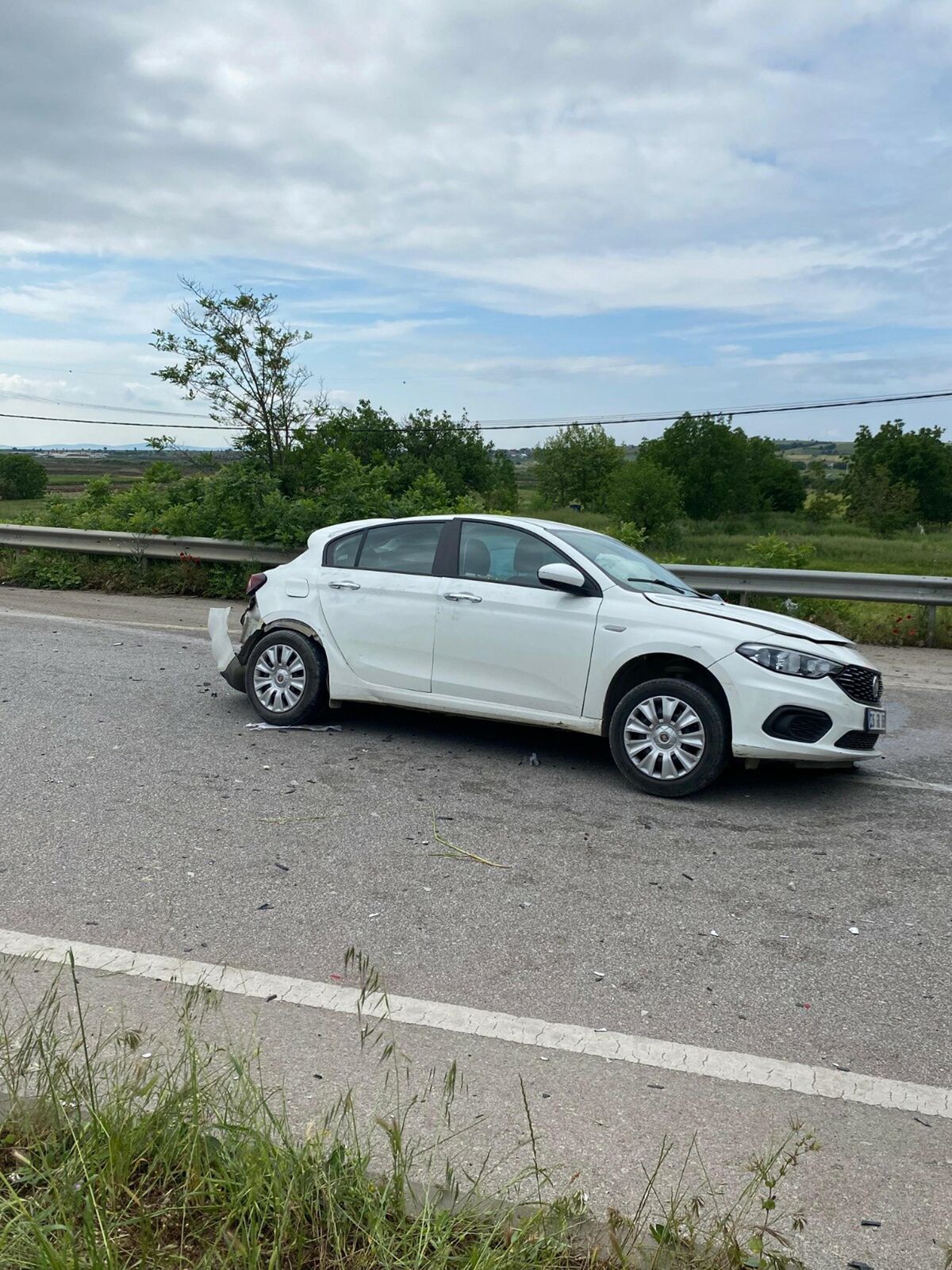 Çanakkale'de 2 otomobilin çarpıştı: 2 ölü, 3 yaralı
