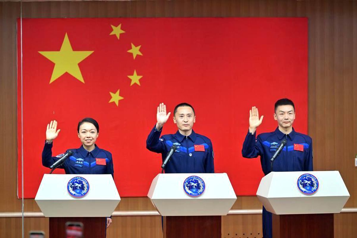 Çin, Shenzhou-23 Görevini Yürütecek Astronotları Açıkladı