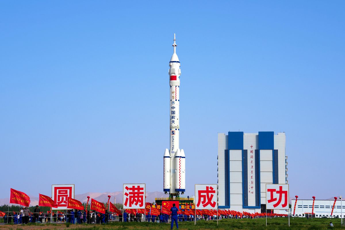 Çin, Shenzhou-23 Mürettebatlı Uzay Aracını 24 Mayıs'ta Uzaya Gönderecek