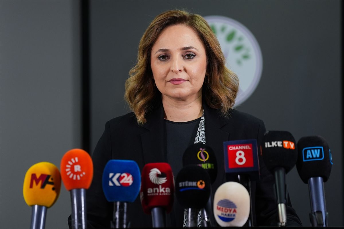 DEM Parti Sözcüsü Ayşegül Doğan basın toplantısı düzenledi Açıklaması