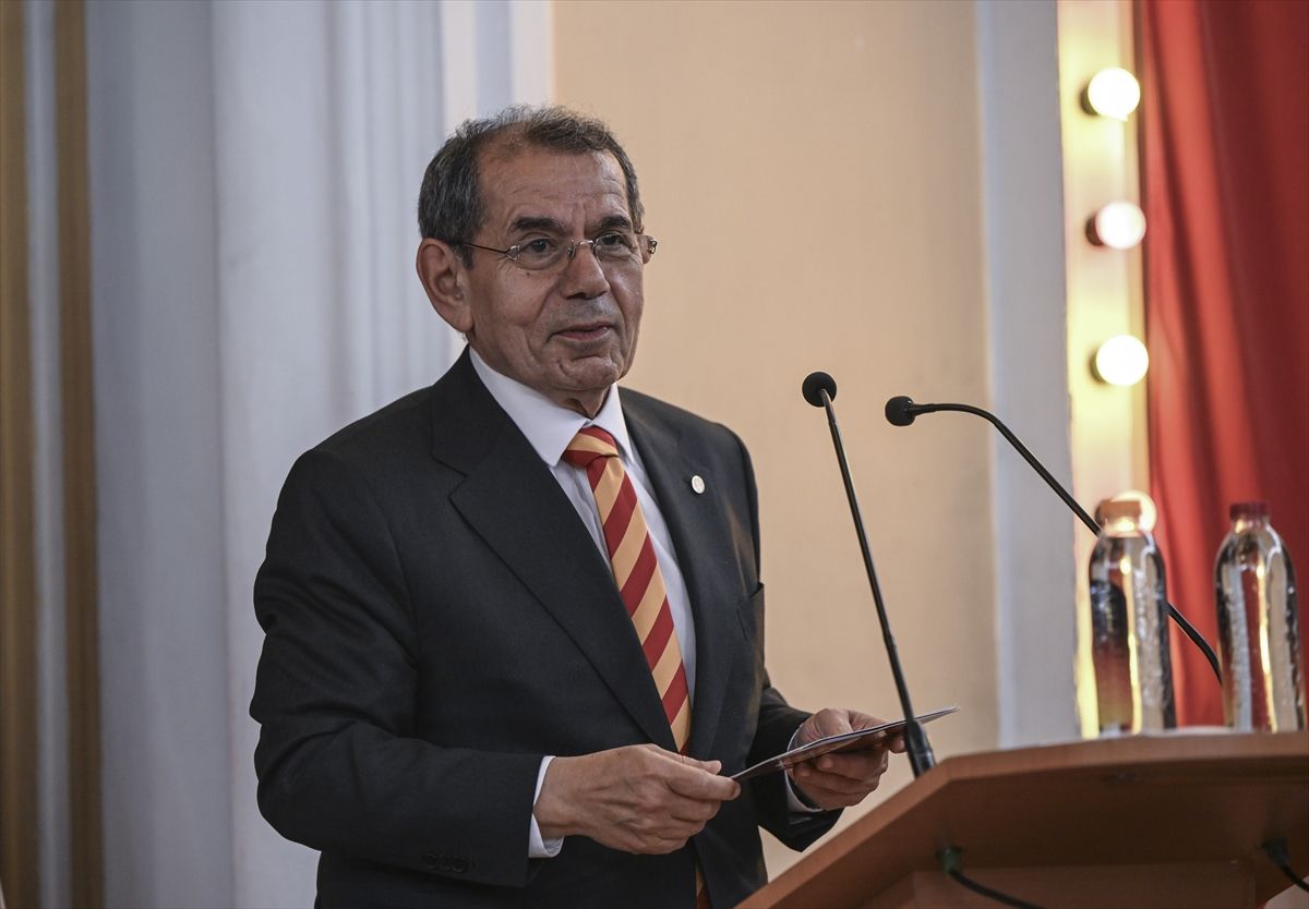 Dursun Özbek yeniden Galatasaray başkanı