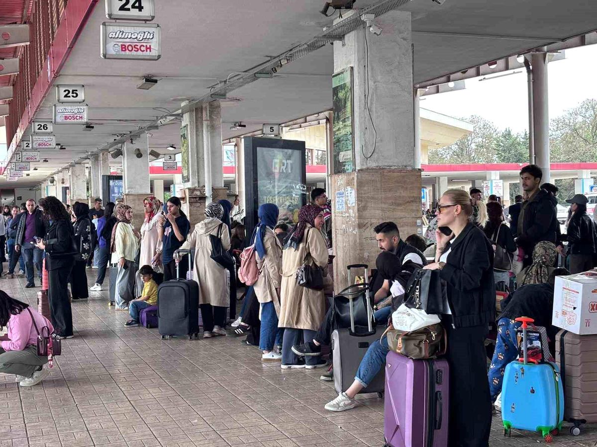 Gaziantep otogarında Kurban Bayramı yoğunluğu başladı