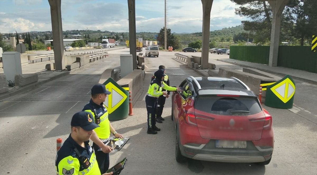 Gaziantep'te jandarma ekipleri trafik denetimi yaptı
