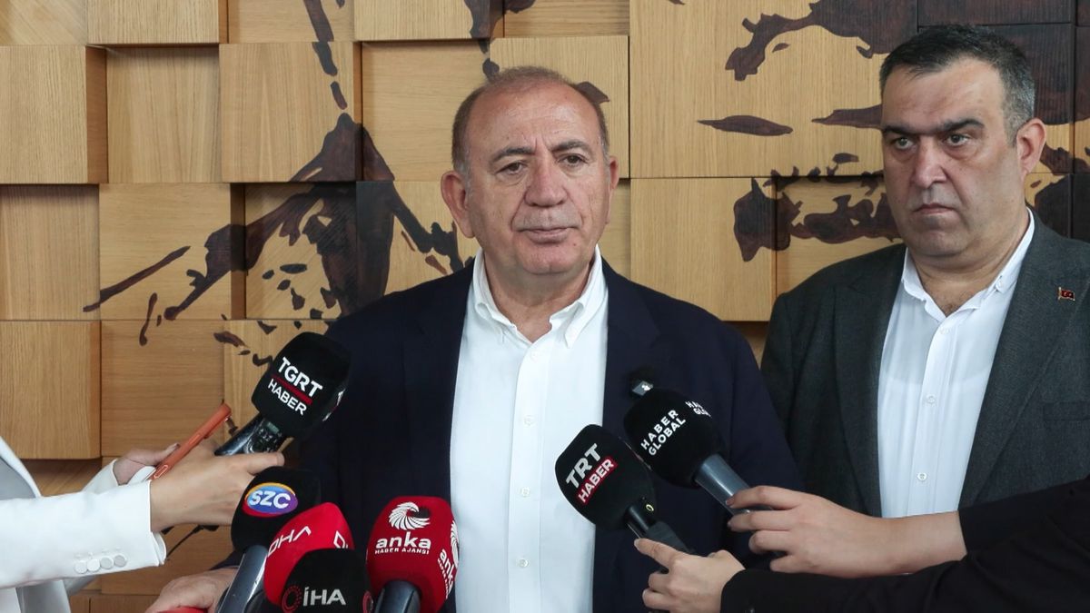 CHP'li Gürsel Tekin: Özgür Özel Grup Başkan Vekili Seçildi, Kılıçdaroğlu ile Beraber Çalışacaklar