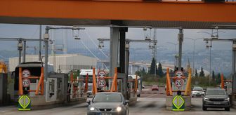 İstanbul-İzmir Otoyolu ile Osmangazi Köprüsü'nde bayram tatili hareketliliği sürüyor