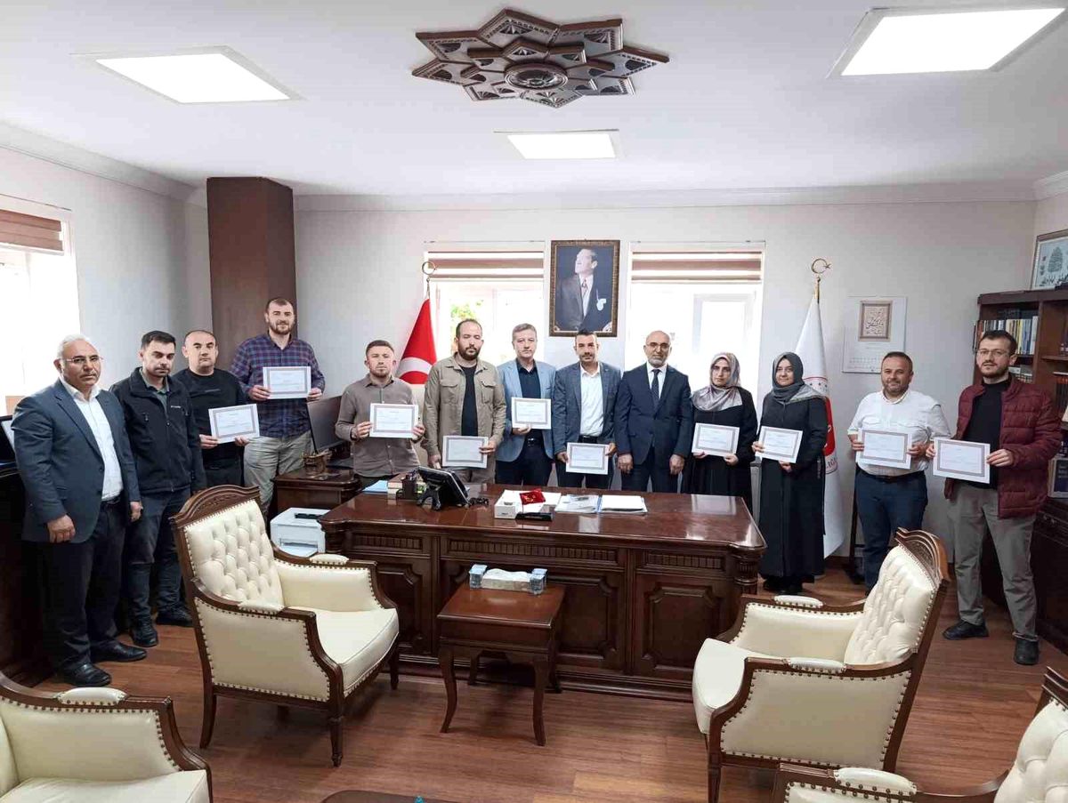 Müftülük personellerine ilk yardım eğitimi verildi