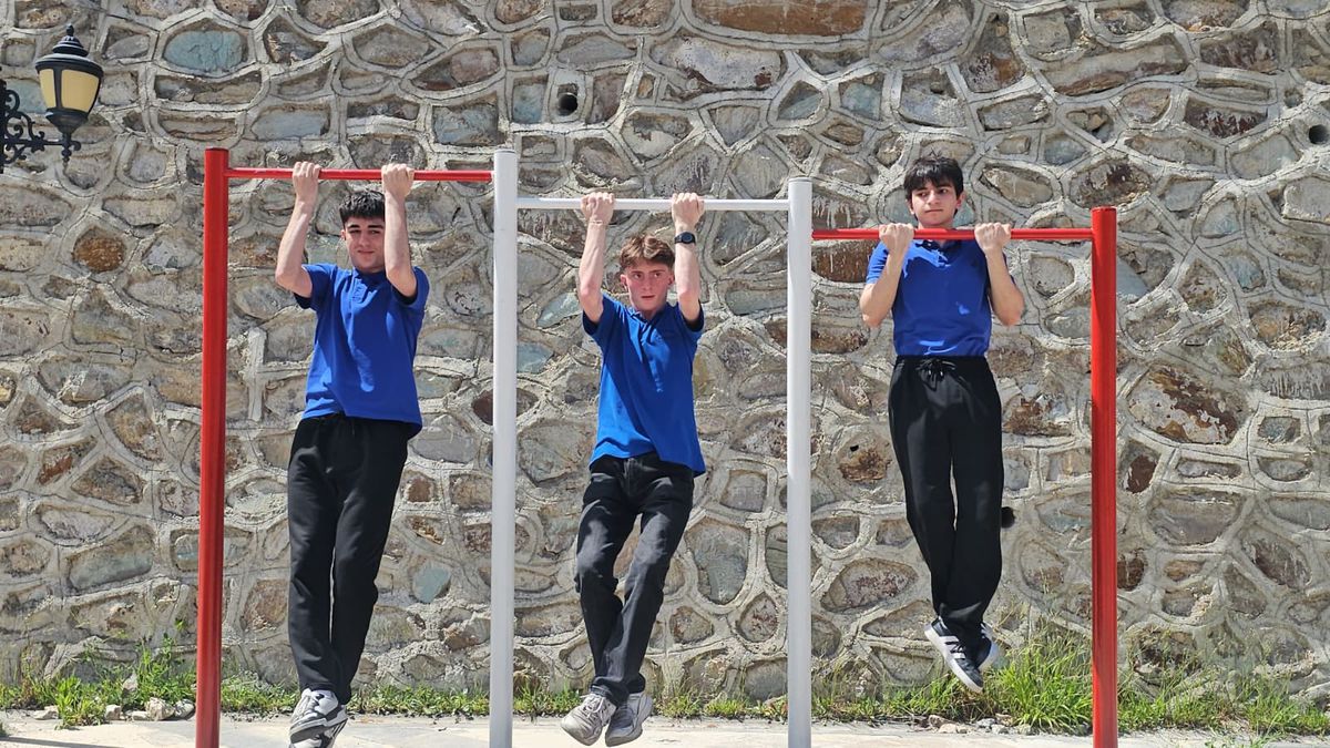Öğrencilerin fiziksel gelişimine 'barfiks sistemi' desteği