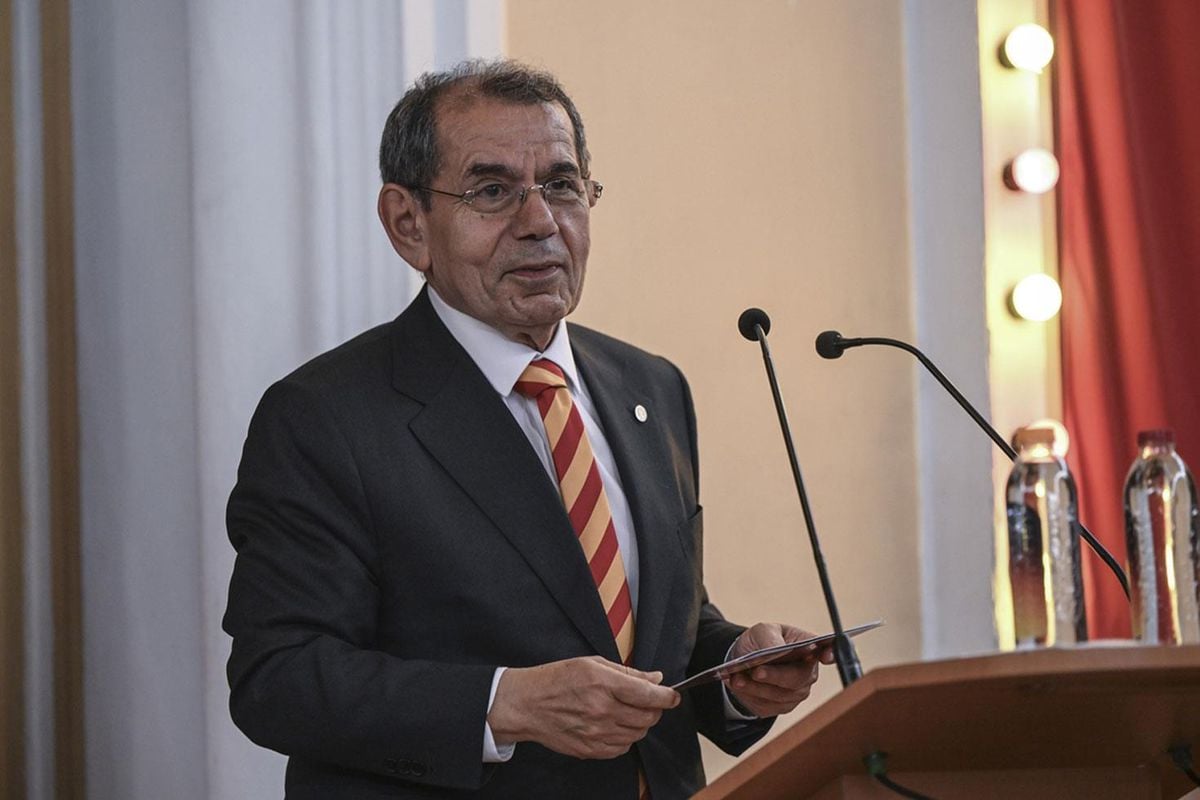 Yeniden başkan seçilen Dursun Özbek'ten ilk mesaj